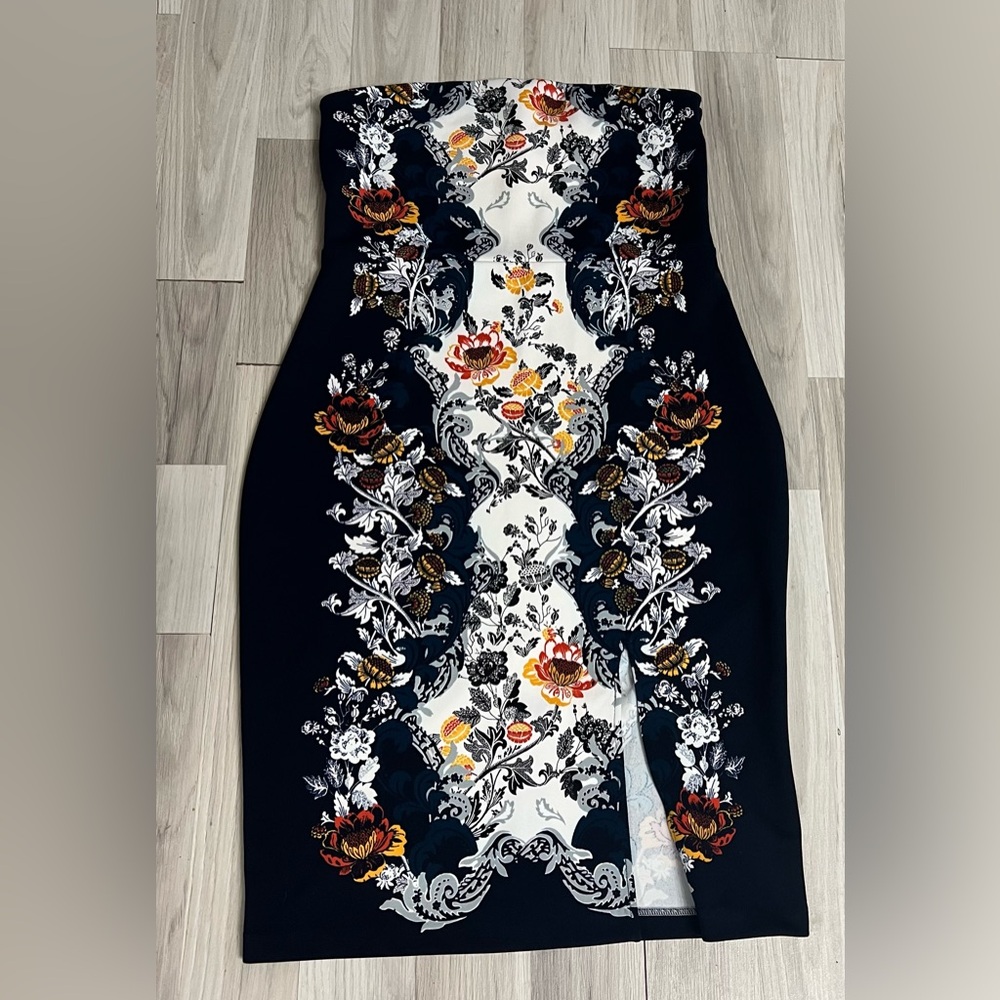 Floral Strapless Mini Dress-Size:14 - Picture 2 of 5